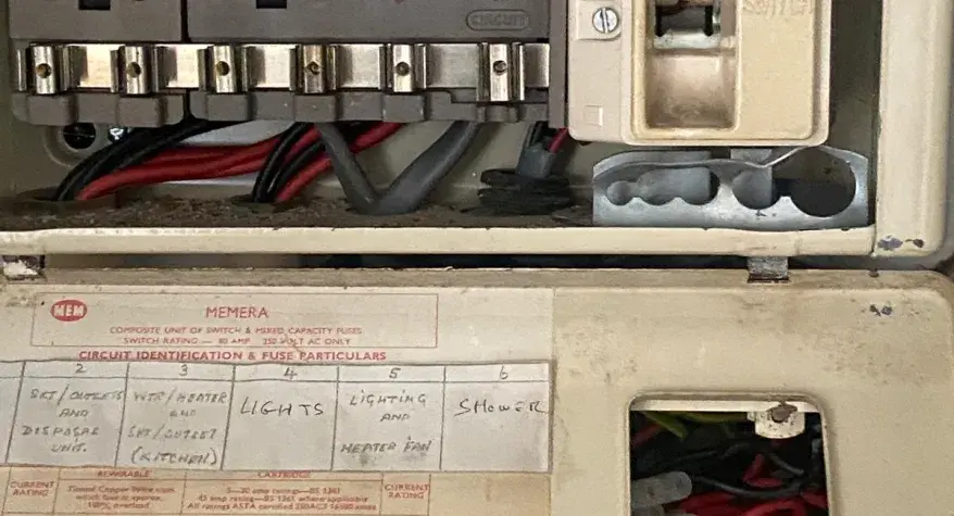  Dollis Hill electrician explains when a fuse box should be replaced