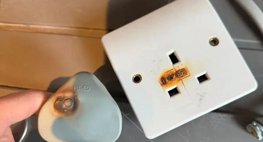 5 Signs of Unsafe Electrical Wiring: Advice from a NW London Eletrician.